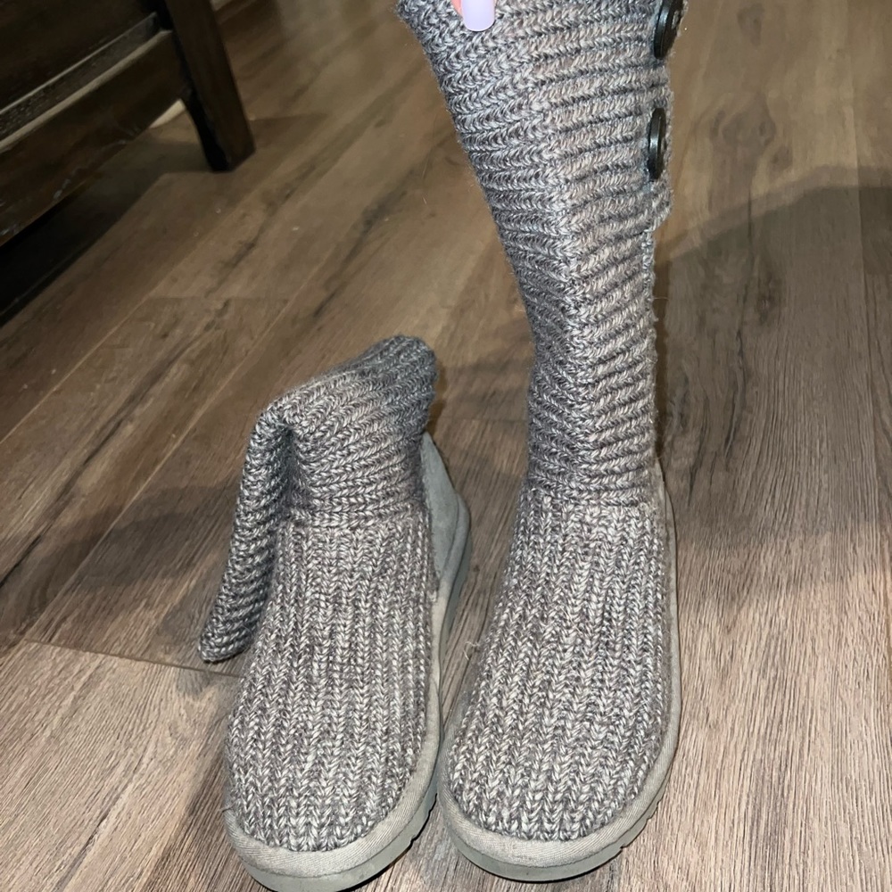Knitted uggs - Picture 3 of 4